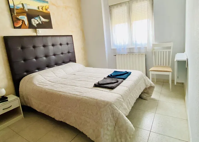 Sol Naciente 2* León